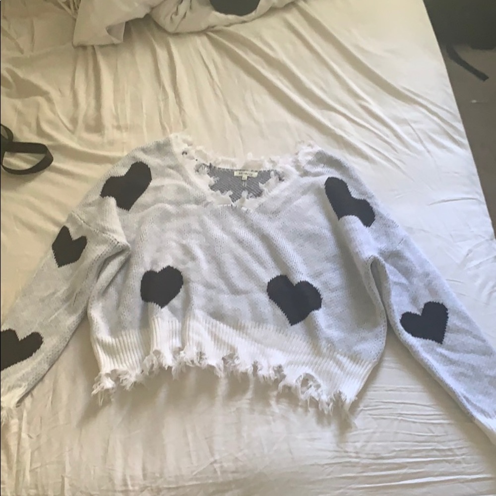 Frayed drop shoulder heart sweater